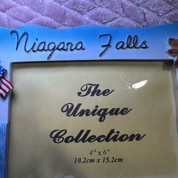 Picture frame - Picture 5 of 7